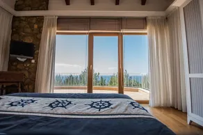 halu! Luxury Villa with Private Pool - Image 3