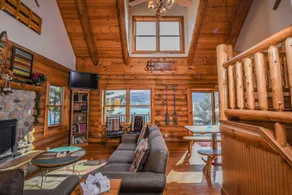 The Treehouse - Image 4