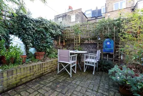 Traveller's Home - Image 4
