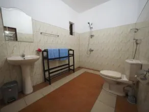 Ibis Guesthouse - Image 3