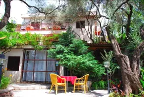 Elena Guest House - Image 5