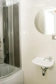 Studio Rental Central Warsaw - Image 4