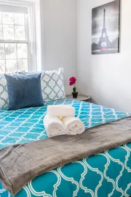 2BR Apt With Netflix - Close to Parks Shopping - Image 4