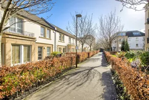 GuestReady - Spacious 2bed in Edinburgh - Image 5