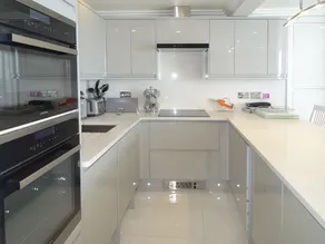Apartment 39 - Image 5