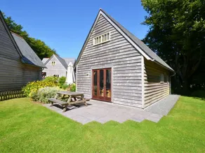 Modern, Comfortable Holiday Home in a Small Holiday Park - Image 5