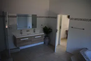 Mount Vista Guest House - Image 2
