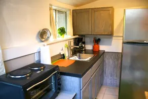 Private, quiet, and accommodating Guest House - Image 3