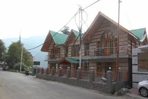 OYO 7538 Home Stay Rajput Royal Cottage - Image 4