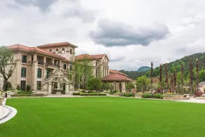 Veegle Resort Hengdian - Image 3