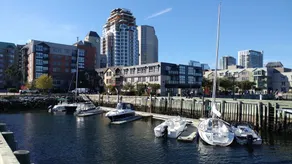Moore Suites - Bishop's Landing - Image 4