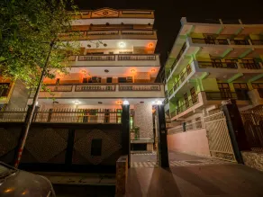 Onella Rooms by OYO Rooms - Image 3