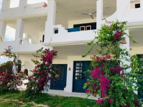 IOS Residence - Image 4