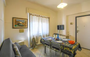 Stunning Apartment in Fiumaretta di Ameglia With Wifi and 1 Bedrooms - Image 5