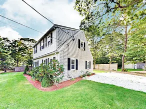 Corner Lot 4br W/ Canoe & Bikes, Walk To Long Pond 4 Bedroom Home - Image 4