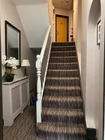 Thameside Hotel - Image 4