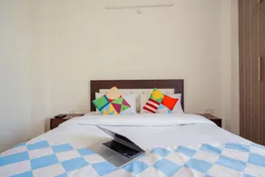 OYO 14054 Home Modern 3BHK Canal Road - Image 2