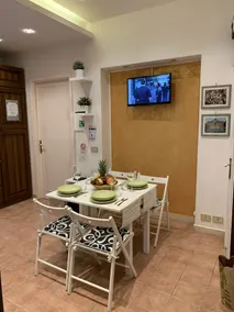 Cozy Apartment Spagna - Image 2