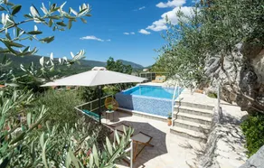 Stunning Home in Kostanje With 4 Bedrooms, Wifi and Outdoor Swimming Pool - Image 3
