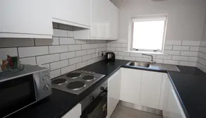Jervis Apartments - Image 2