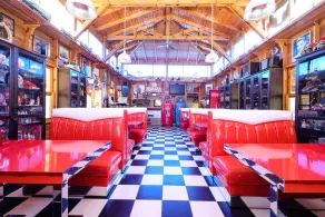 Fifties Corner - Image 2