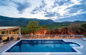 Amazing Home in Ston With Outdoor Swimming Pool, Wifi and 4 Bedrooms - Image 5
