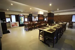Oyo Rooms Income Tax Ashram Road - Image 5