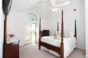 The John Wesley Inn & Carriage House - Image 2