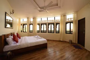 Hotel Empire Palace - Image 3