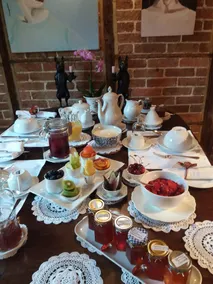 Tudor Cottage - Image 5