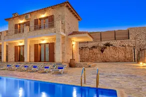 Deluxe II Villa by LeaderStay - Image 5