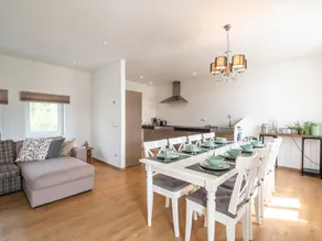 Beautifully Decorated and Spacious Apartment in the Heart of South Limburg - Image 4