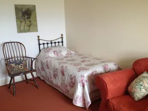 Trehane Farmhouse Bed & Breakfast - Image 3