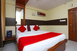 OYO Rooms RTC X Roads - Image 2