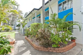 Silver Sands Apartments - Image 3