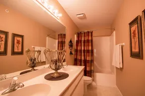 Overlook Grove 2 Br Condo - Image 3