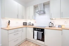 The Ravenhill House - Image 4