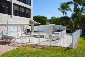 Fred's Eden House Condo - Image 3