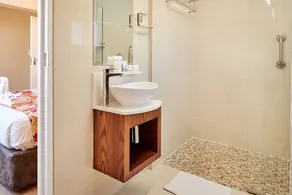 Unit 95 Oceanic - Self Catering, North Beach - Image 2