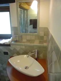 Rosbed & Breakfast - Image 3