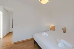 Crystal Apartment - Disneyland and Paris - Image 2