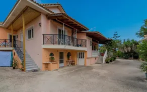 Yiannis Holiday Apartment - Image 3