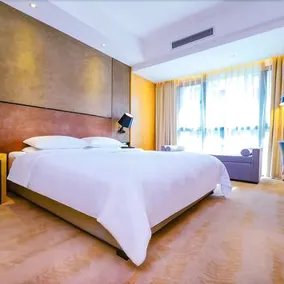 Cypress Hotel - Image 5