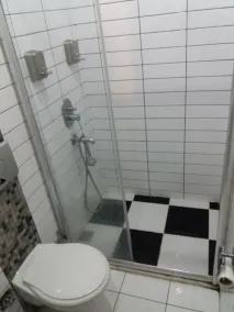 Full House Boutique Hotel - Image 2
