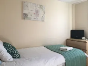 Mayview Guest House - B&B - Image 4