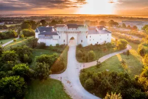 Hotel Du Puy Du Fou La Citadelle - Image 4