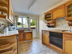 Lovely and Comfortable Holiday Home in Quiet and Stunning Surrounding Area of Begelly - Image 2