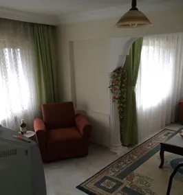 Delightful Apartment Sleeps 8 Great Location - Image 3