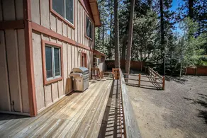 Gold Rush Lodge Retreat - Image 4
