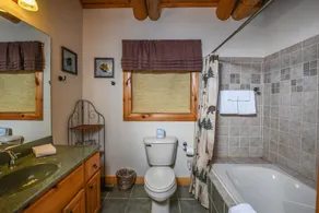 The Treehouse - Image 2